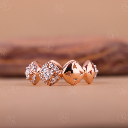 Vintage Floral Lab-Grown Diamond Flower Wedding Band in 14K Gold