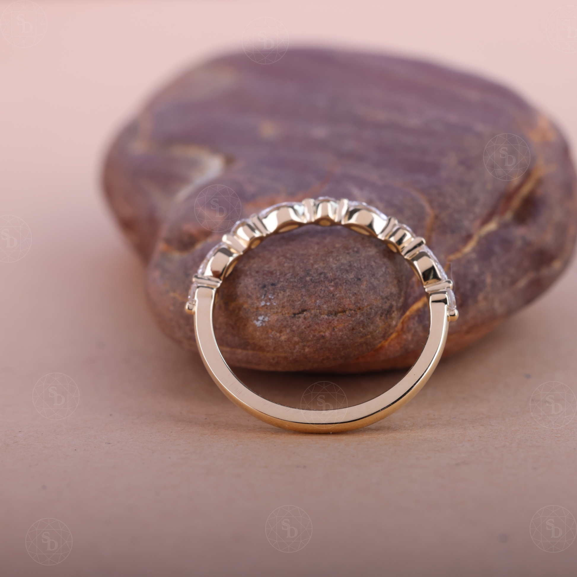 lab-grown-diamond-wedding-band-marquise-_-round-cut-eternity-ring