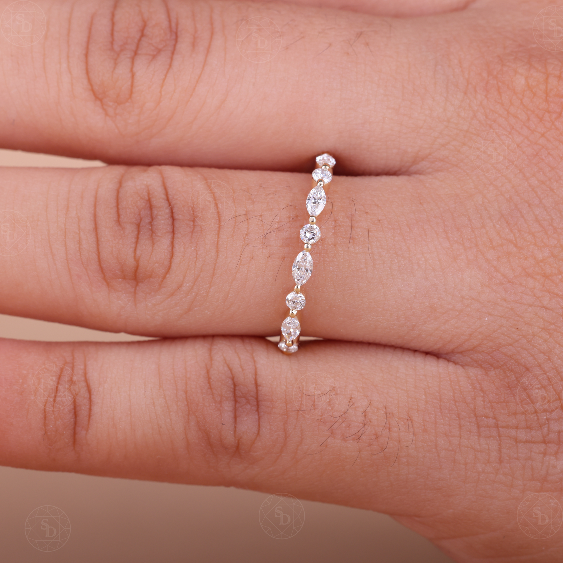 lab-grown-diamond-wedding-band-marquise-_-round-cut-eternity-ring