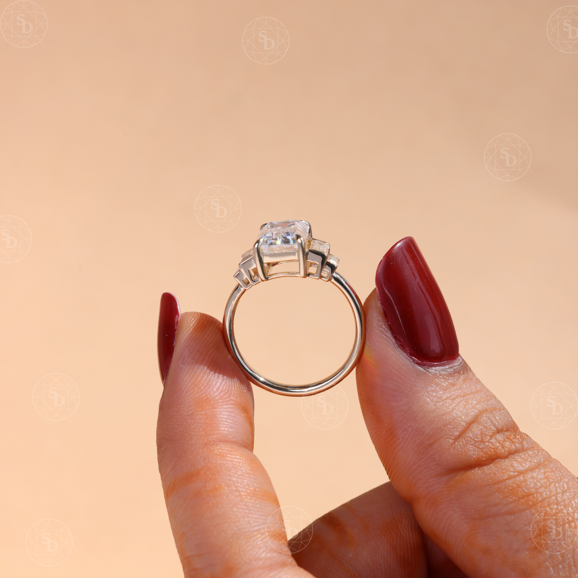 emerald-cut-lab-grown-diamond-engagement-ring