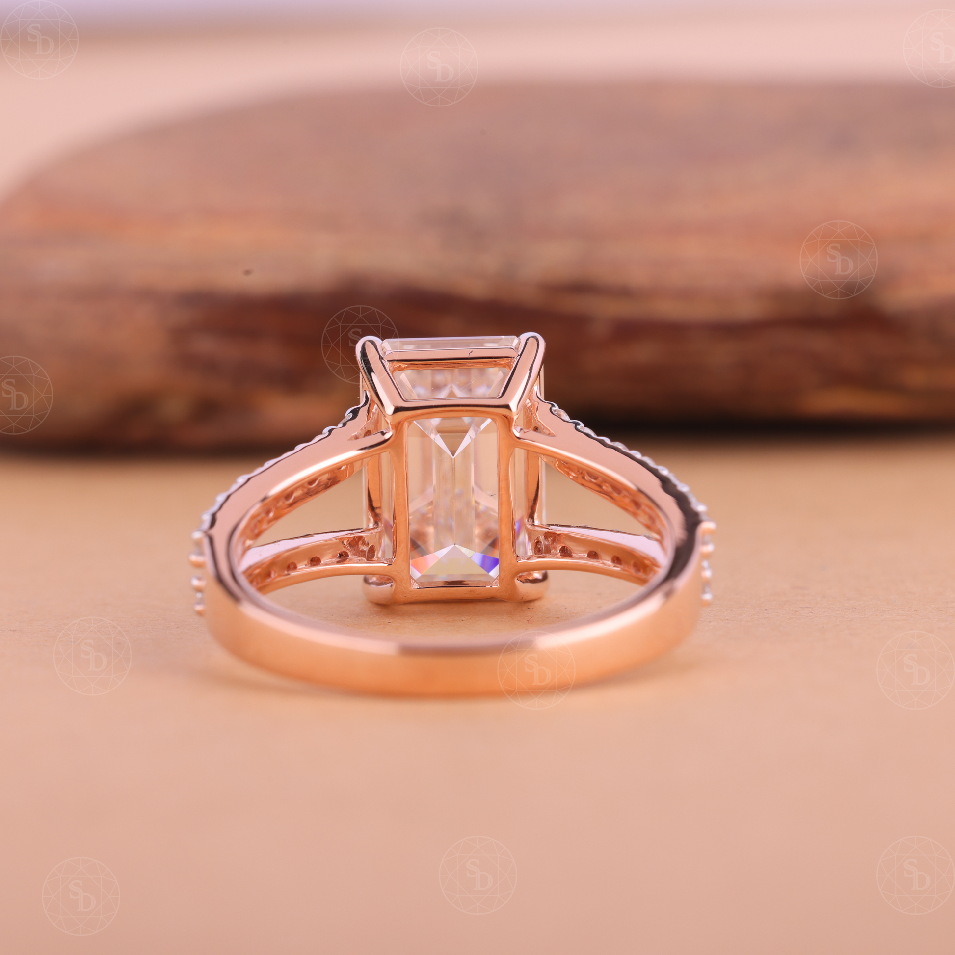 Emerald Cut Lab-Grown Diamond Vintage Split Shank Ring