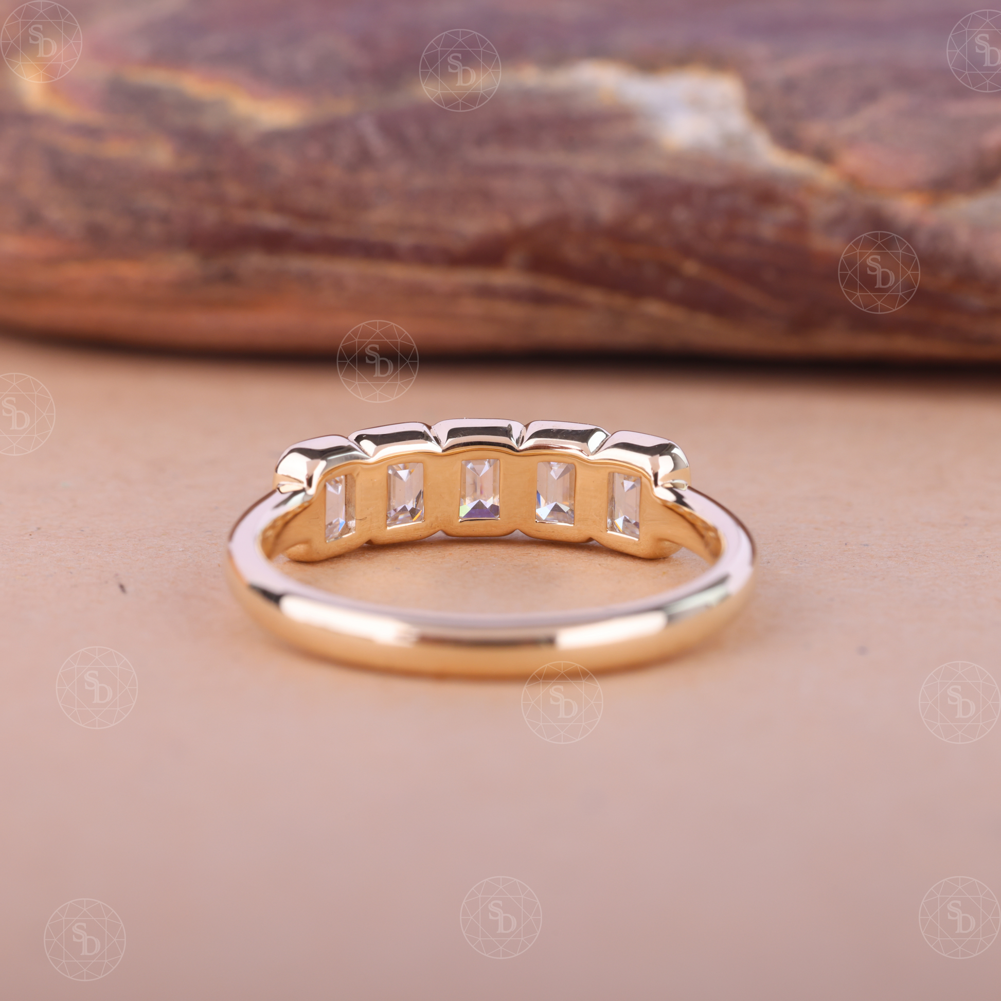 emerald-cut-lab-grown-diamond-wedding-band